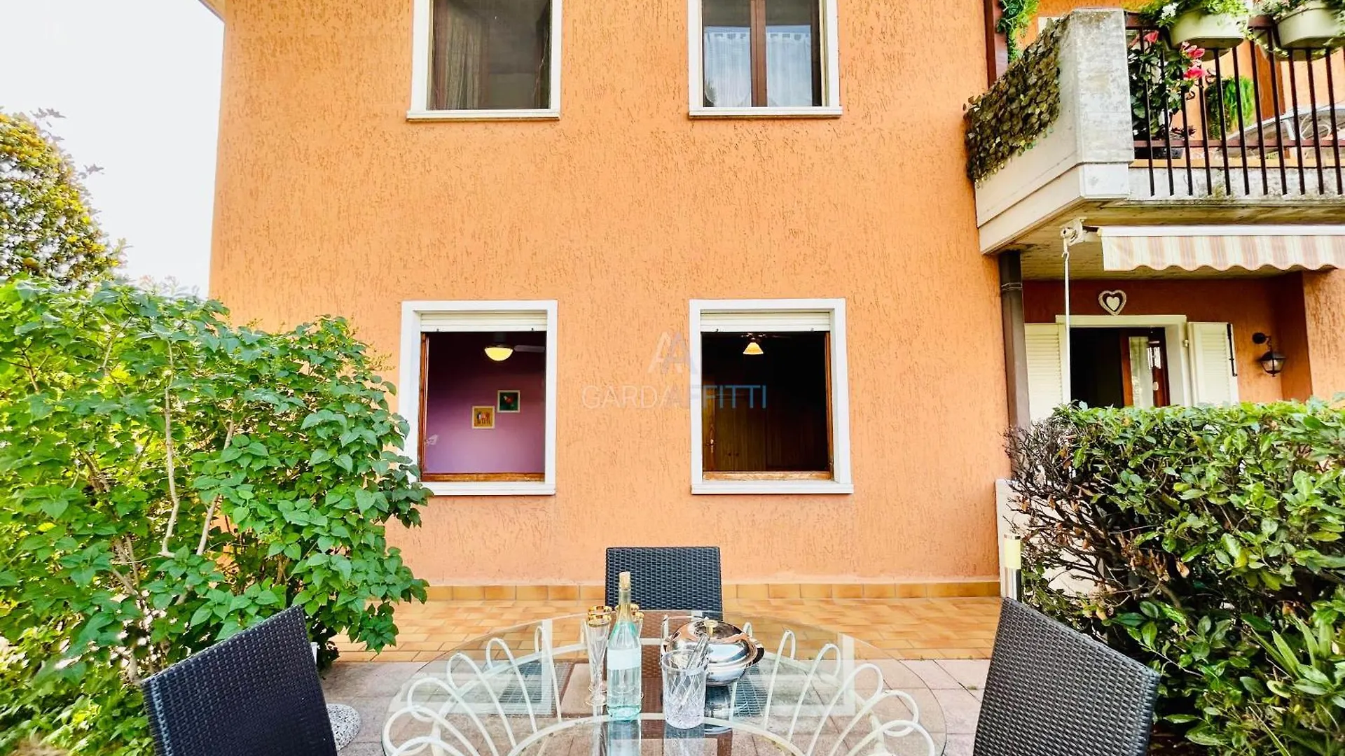 Anub Riff Apartment Sirmione Italy